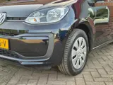 Foto 21 van Volkswagen Up! 1.0 BMT move up! 60PK 5drs airco, navi, carkit, elektr.ramen, dab