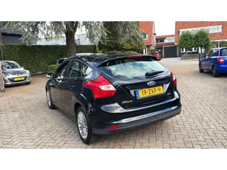 Foto 13 van Ford Focus 1.0 EcoBoost Trend 2013-NAP-Airco-Velgen-APK 2027