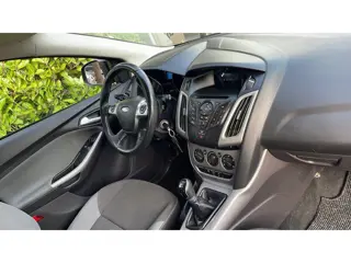 Foto 19 van Ford Focus 1.0 EcoBoost Trend 2013-NAP-Airco-Velgen-APK 2027
