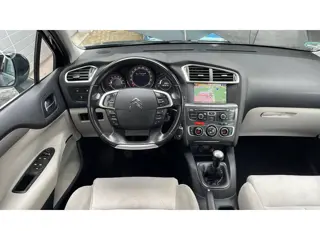 Foto 18 van Citroen C4 1.6 VTi Tendance-Navi-Clima-Cruise-Trekhaak-APK