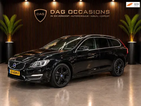 Volvo V60 2.4 D6 Twin Engine 4x4|CAMERA|DEALER|LEER