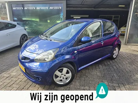 Toyota Aygo 1.0-12V Sport | 2E EIGENAAR | 3/6 OF 12MND GARANTIE | AIRCO | NW APK | ELEC PAKKET | LMV