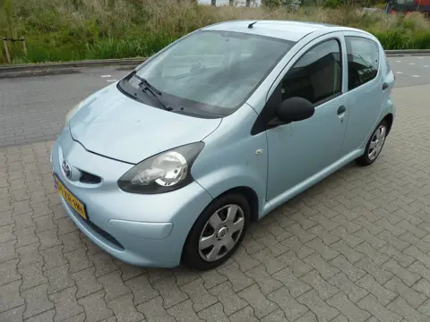 Toyota Aygo 1.0-12V
