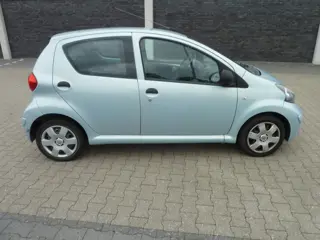 Foto 18 van Toyota Aygo 1.0-12V
