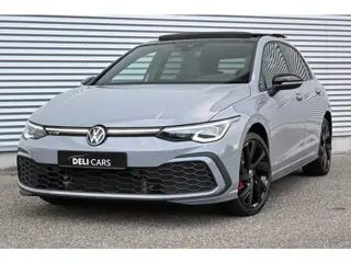 Volkswagen Golf 1.4 eHybrid GTE Black Style | IQ-Light | Head-Up | Trekhaak | Apple-Carplay |