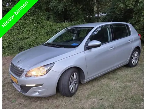 Peugeot 308 1.6 HDi Navi|Cruise|Clima|Sensoren (bj 2014)