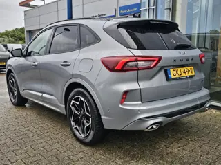 Foto 12 van Ford Kuga 2.5 PHEV ST-Line X | Panoramadak | Wegklapbare trekhaak | Head up Display | AGR-stoelen |