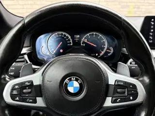Foto 12 van BMW 5-serie 540i High Executive