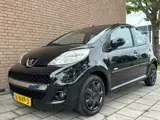 Foto 24 van Peugeot 107 1.0-12V Millesim 200