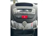 Foto 28 van Peugeot 107 1.0-12V Millesim 200