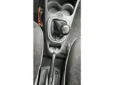 Foto 29 van Peugeot 107 1.0-12V Millesim 200