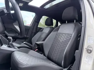 Foto 20 van Volkswagen TAIGO 1.5 TSI R-Line Pano/AppleCar/Xenon