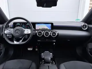 Foto 19 van Mercedes-Benz CLA-klasse 250 e AMG Pano/360/Sfeer/Blindspot
