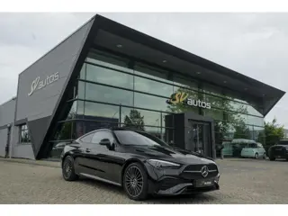 Mercedes-Benz CLE Coupé CLE200 AMG 204pk Night pakket Panoramadak *BTW* NLauto Sfeerverlichting