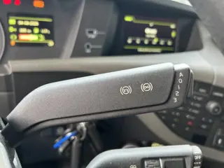 Foto 19 van Volvo FH 420 Globetrotter / 861 dkm / Night AC / VEB+ / 2 Tanks / NL Truck