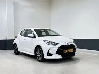 Toyota Yaris 1.5 VVT-i Business Plus | NL | 1 Eig | Navigatie| LM velgen | Apple Carplay/ Android Au