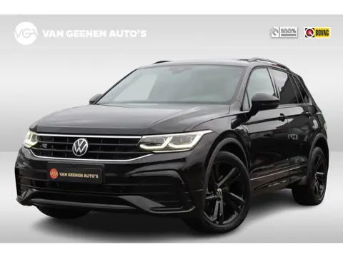 Volkswagen Tiguan 1.4 TSI eHybrid R-Line Business+ | Panordamadak | 1 eigenaar