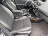 Foto 30 van Renault Clio Estate 1.2 TCE Night & Day APK 04-2027