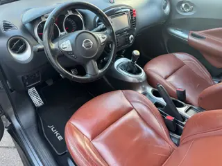 Foto 16 van Nissan Juke 1.6 DIG-T LEDER KLIMA TREKHAAK 190PK APK NIEUW