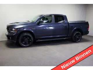 Dodge Ram 1500 5.7 V8 Quad Cab 6'4 (SCHADE NOKKENASSEN)