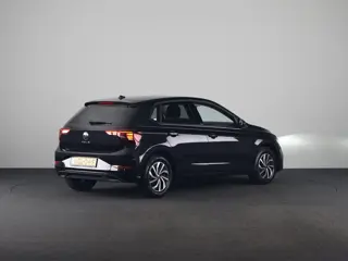 Foto 18 van Volkswagen Polo 1.0 TSI Life Edition 95 pk | Verlengde garantie | Navigatie via App | Parkeersensore