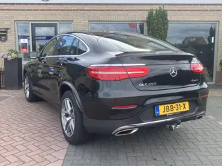 Foto 12 van Mercedes-Benz GLC-Klasse Coupé 250 4MATIC Busin.Sol. AMG | LED | Trekhaak | Camera