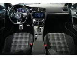 Foto 25 van Volkswagen Golf 7.5 2.0 TDI GTD 184 pk /Automaat/ Pano-Dak/ Sport-Stoelen/ Stoel.Verw/ Adap.Cruise/