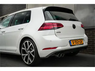 Foto 20 van Volkswagen Golf 7.5 2.0 TDI GTD 184 pk /Automaat/ Pano-Dak/ Sport-Stoelen/ Stoel.Verw/ Adap.Cruise/
