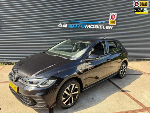 Volkswagen Polo 1.0 TSI Life APPLE CARPLAY/ PDC / CLIMA