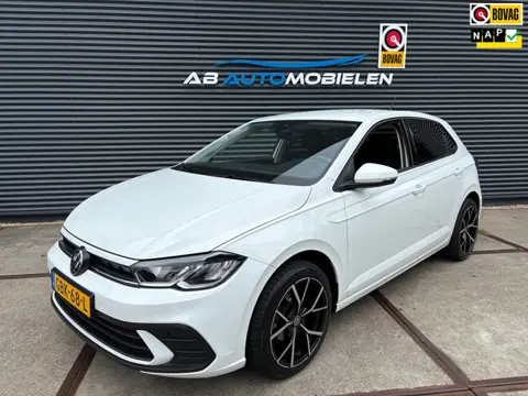 Volkswagen POLO 1.0 TSI Life Edition CARPLAY/ CAMERA/ KEYLESS