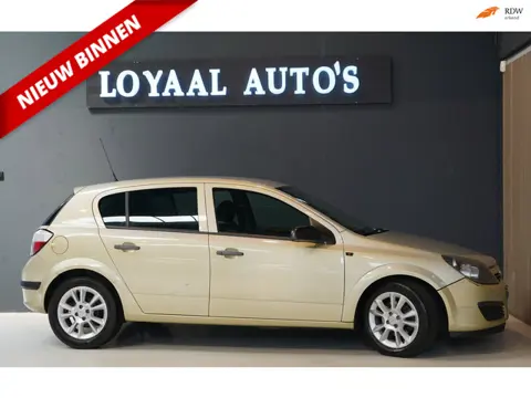 Opel Astra 1.6 Essentia | AIRCO | CRUISE | NAVI | EL. RAMEN | APK
