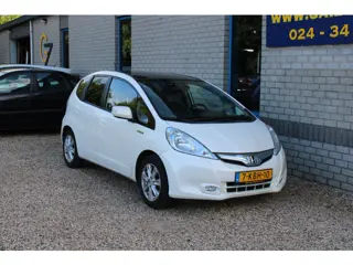 Honda Jazz 1.4 Hybrid Elegance Trekhaak Navi Camera Panoramadak