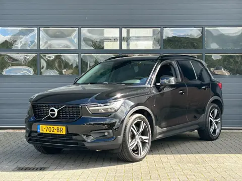 VOLVO XC40 1.5 T4 RECHARGE R-DESIGN EXPRESSION (86% SOH) I TREKHAAK (1800KG) I P-CAMERA I NAVIGATIES
