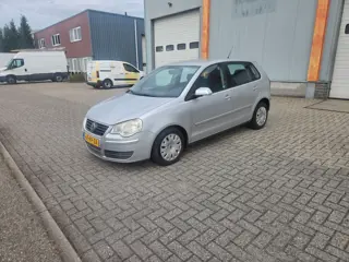 Volkswagen Polo 1.4-16V Turijn Automaat Rijdt schakelt goed
