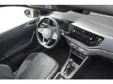 Foto 30 van Volkswagen Taigo 1.0 TSI R-line 110pk - Pano - ACC - Navi - Camera - Stoelverwarming - Blind Spot -