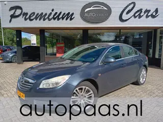 Opel Insignia 1.8 Business 18 inch,trekh,airco,nav,cruise. Nette auto