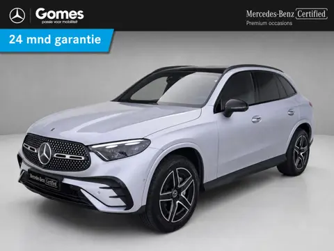 Mercedes-Benz GLC-klasse 300e 4MATIC AMG Line | Panoramadak | Rijassistentie Pakket | Trekhaak