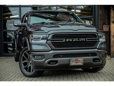 Dodge Ram 1500 5.7 V8 4x4 Crew Cab Laramie (bj 2019)