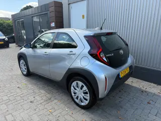 Foto 16 van Toyota Aygo X 1.0 VVT-i MT Play / 3X AYGO X OP VOORRAAD!! / APPLE CARPLAY / CAMERA / AIRCO / CRUISE