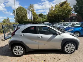 Foto 20 van Toyota Aygo X 1.0 VVT-i MT Play / 3X AYGO X OP VOORRAAD!! / APPLE CARPLAY / CAMERA / AIRCO / CRUISE