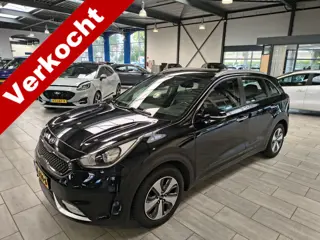 Kia Niro 1.6 GDi Hybrid DynamicLine | Trekhaak | Camera | Navi | 4 seiz. banden | Half leer | 100% d