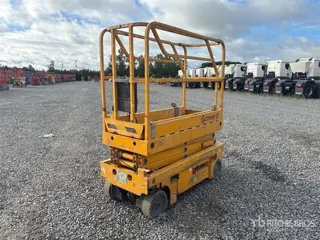 Haulotte OPTIMUM 8 Electric Scissor Lift (bj 2013)