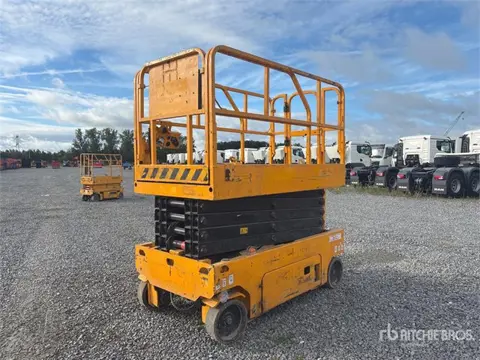 JCB S3246E Electric Scissor Lift (bj 2017)