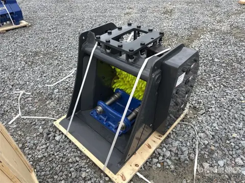 RoKoR SRB550-3 700 mm Excavator Screening Bucket (