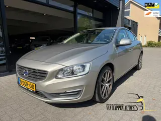Volvo S60 1.6 T3 Kinetic / Automaat / 84131 km