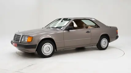 Mercedes-Benz 230 CE '88 CH79146