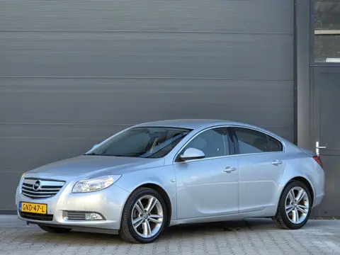 Opel Insignia 1.8 Cosmo goed onderhouden apk '27!