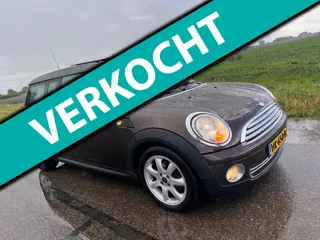 Mini Clubman 1.6 Cooper / pano / leder. Nwe apk !