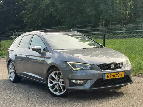 Seat Leon ST 1.4 TSI ACT FR Dynamic /Xenon/Pano/FR/