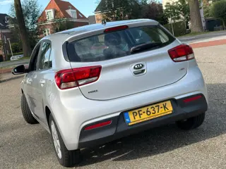 Foto 15 van Kia Rio 1.0 TGDI ComfortLine /Carplay/Airco/